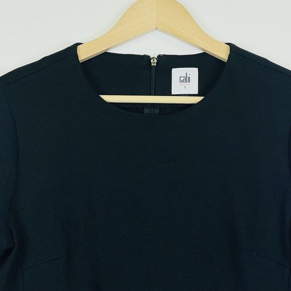 CAbi Black 3/4 Sleeve Back Zip Front Snap Rayon Blend Career Shirt Womens Small - Picture 2 of 5